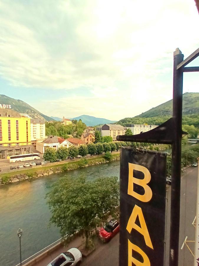 Hotel Jeanne D'Arc Lourdes Esterno foto